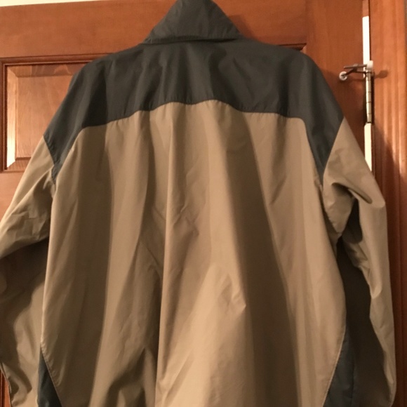 Columbia Mens Packable Rain Jacket, Sz XXL, Tan/Grey - Picture 3 of 5